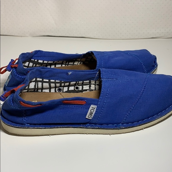 Toms - Picture 4 of 5